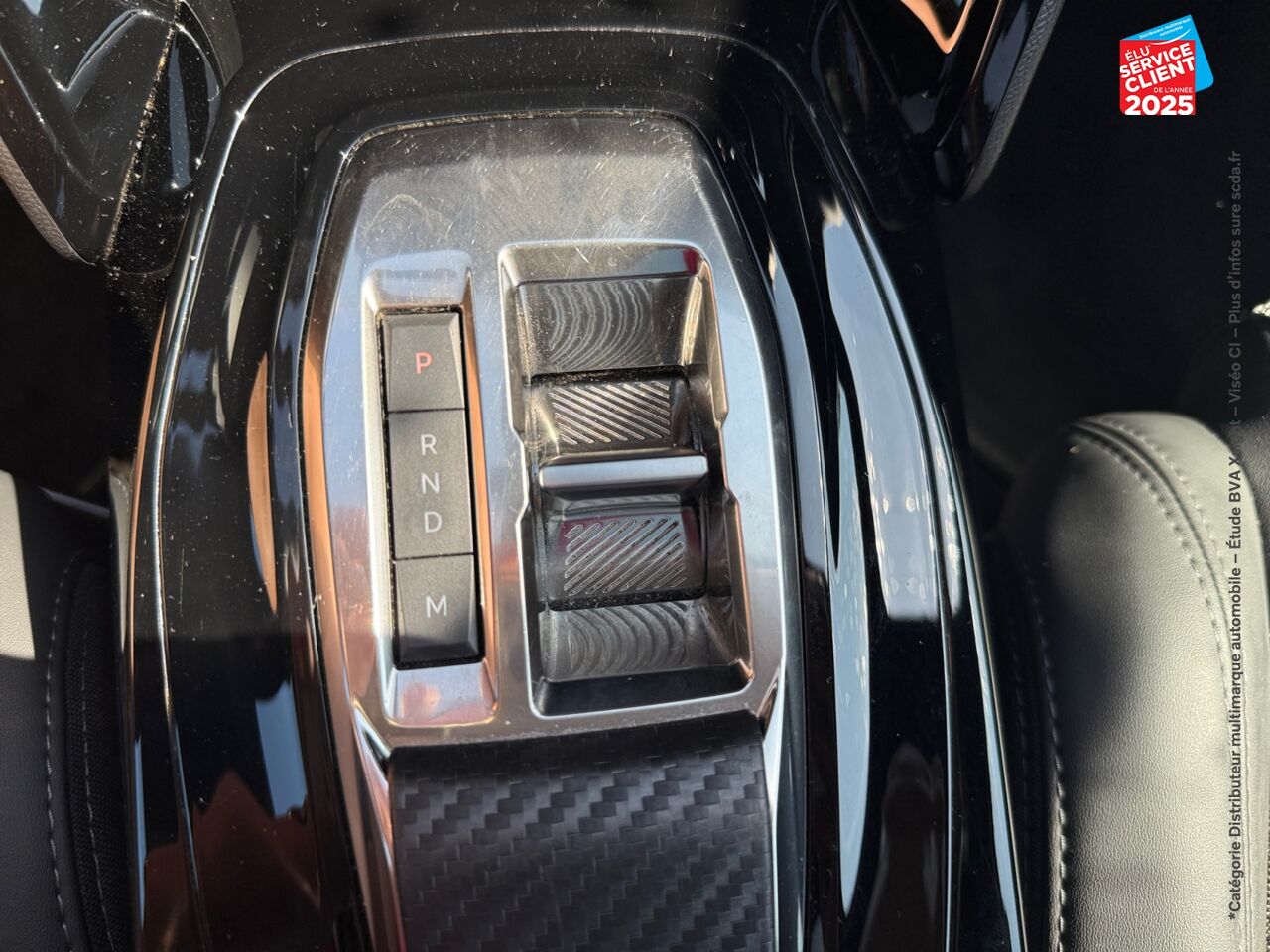 Véhicule d'occasion PEUGEOT 208 1.2 PURETECH 130CH S/S GT EAT8 TPANO GPS CAMERA CARPLAY chez Toyota Thionville