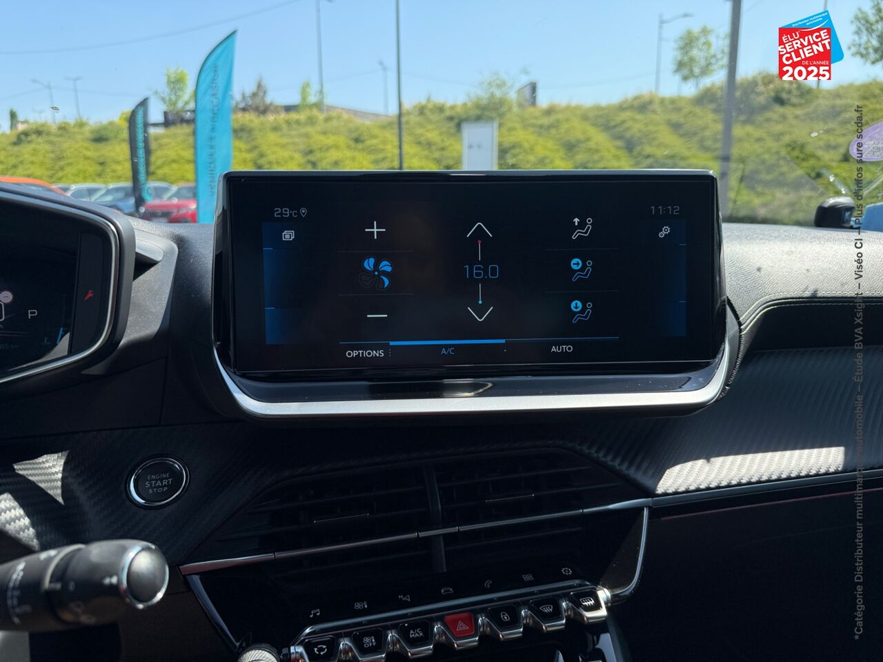 Véhicule d'occasion PEUGEOT 208 1.2 PURETECH 130CH S/S GT EAT8 TPANO GPS CAMERA CARPLAY chez Toyota Thionville