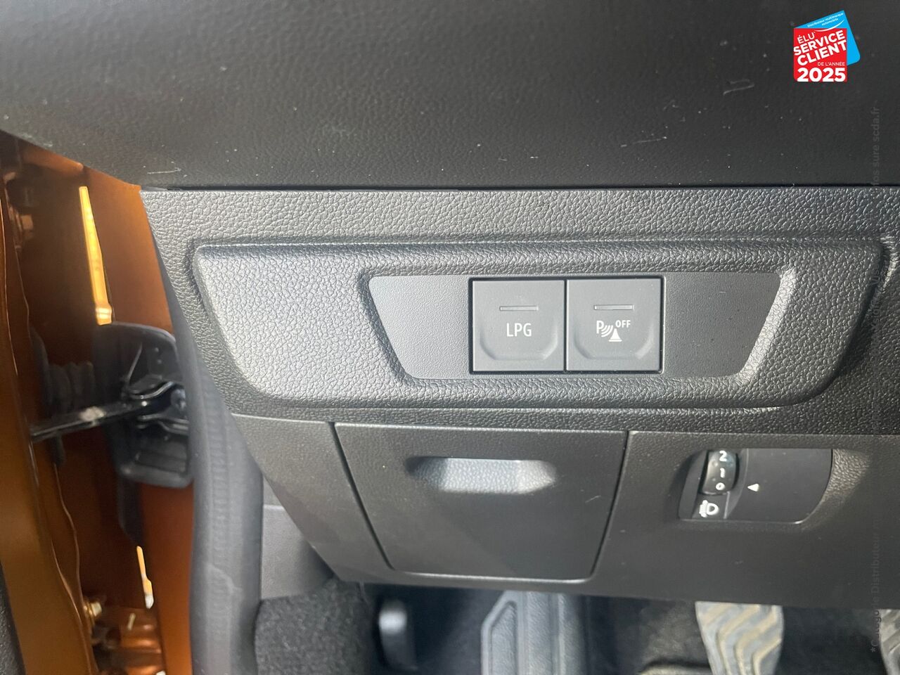 Véhicule d'occasion DACIA SANDERO 1.0 ECO-G 100CH STEPWAY CONFORT chez Toyota Bar le Duc