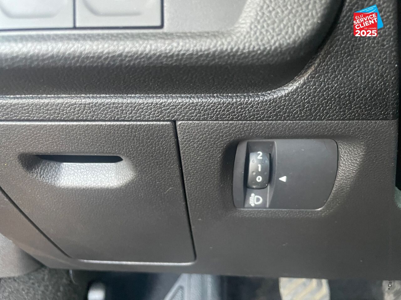 Véhicule d'occasion DACIA SANDERO 1.0 ECO-G 100CH STEPWAY CONFORT chez Toyota Bar le Duc