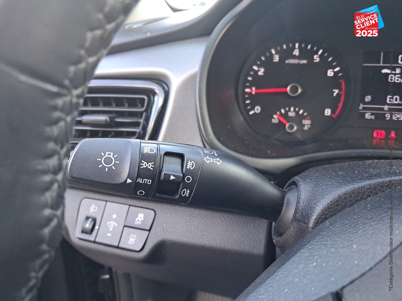 Véhicule d'occasion KIA RIO 1.0 T-GDI 100CH ISG DESIGN EURO6D-T CAMERA GPS chez Hyundai Reims