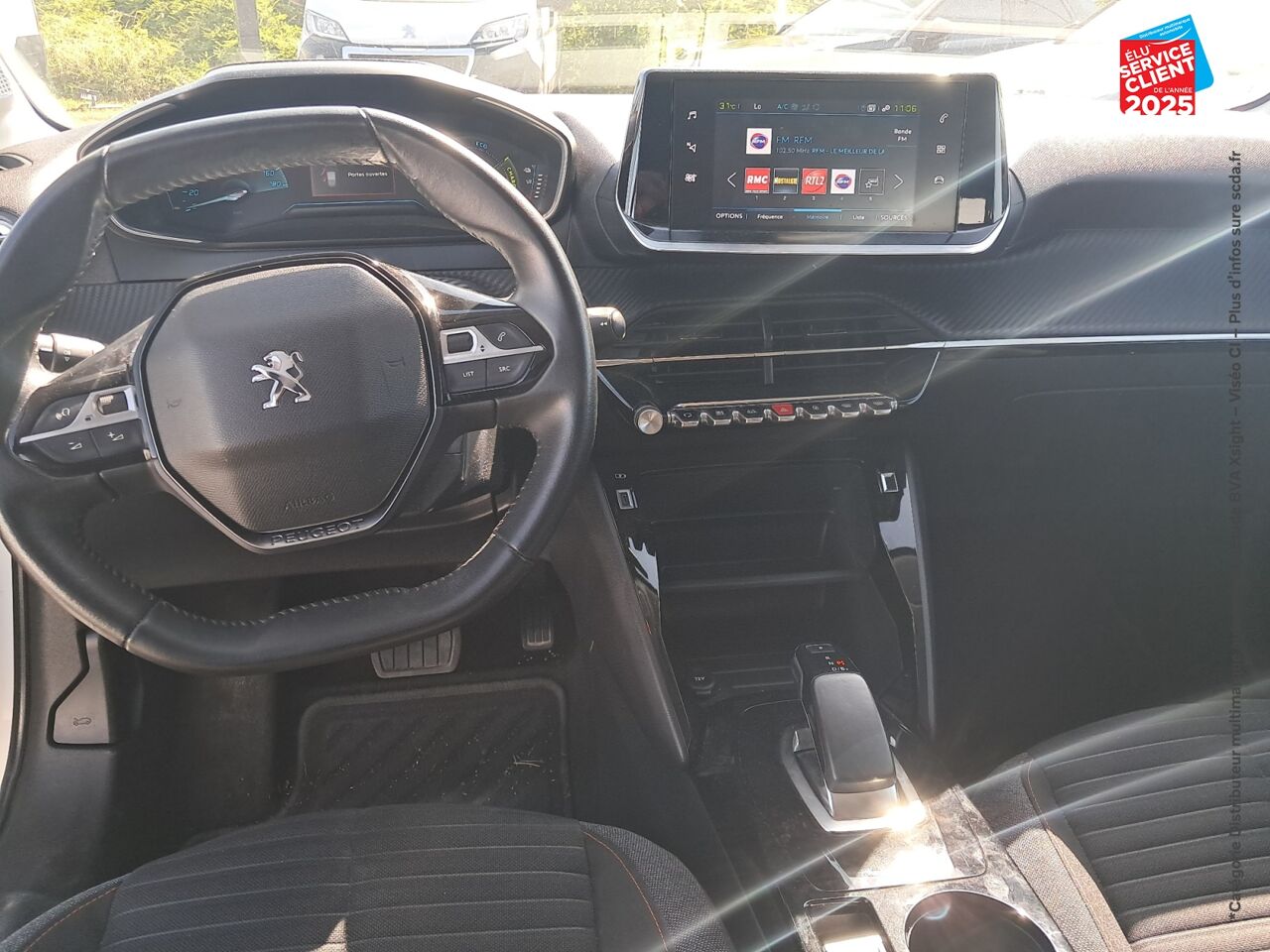 Véhicule d'occasion PEUGEOT 208 E-136CH ACTIVE BUSINESS chez Hyundai Reims