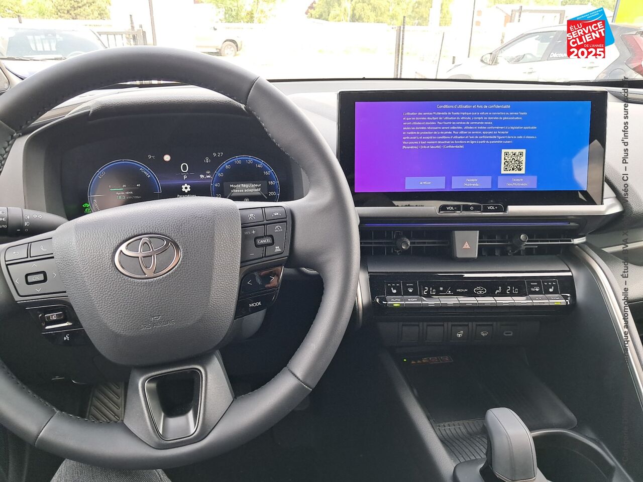 Véhicule neuf TOYOTA C-HR 2.0 HYBRIDE RECHARGEABLE 225CH COLLECTION MY25 chez Toyota Verdun