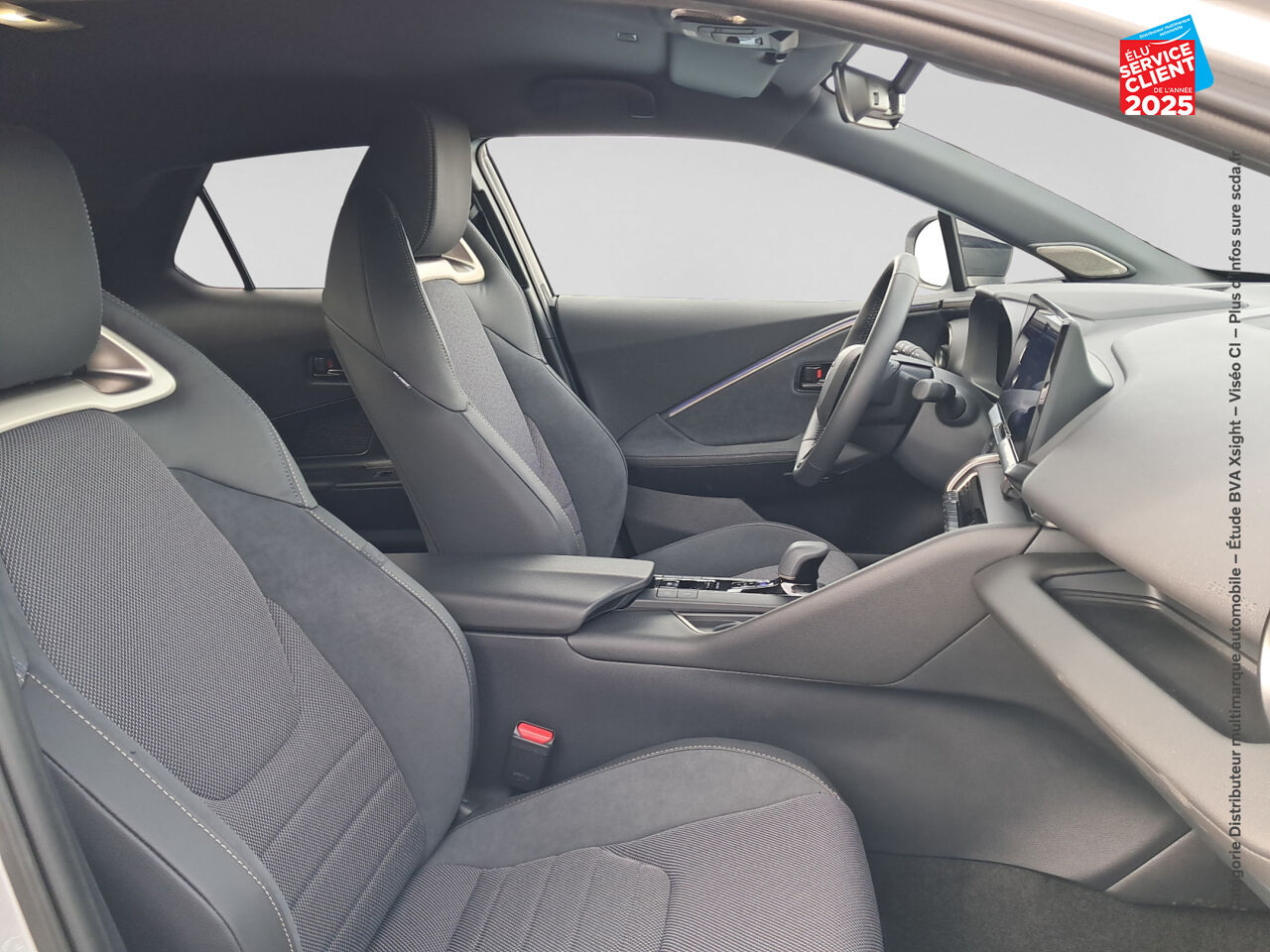Véhicule neuf TOYOTA C-HR 2.0 HYBRIDE RECHARGEABLE 225CH COLLECTION MY25 chez Toyota Verdun