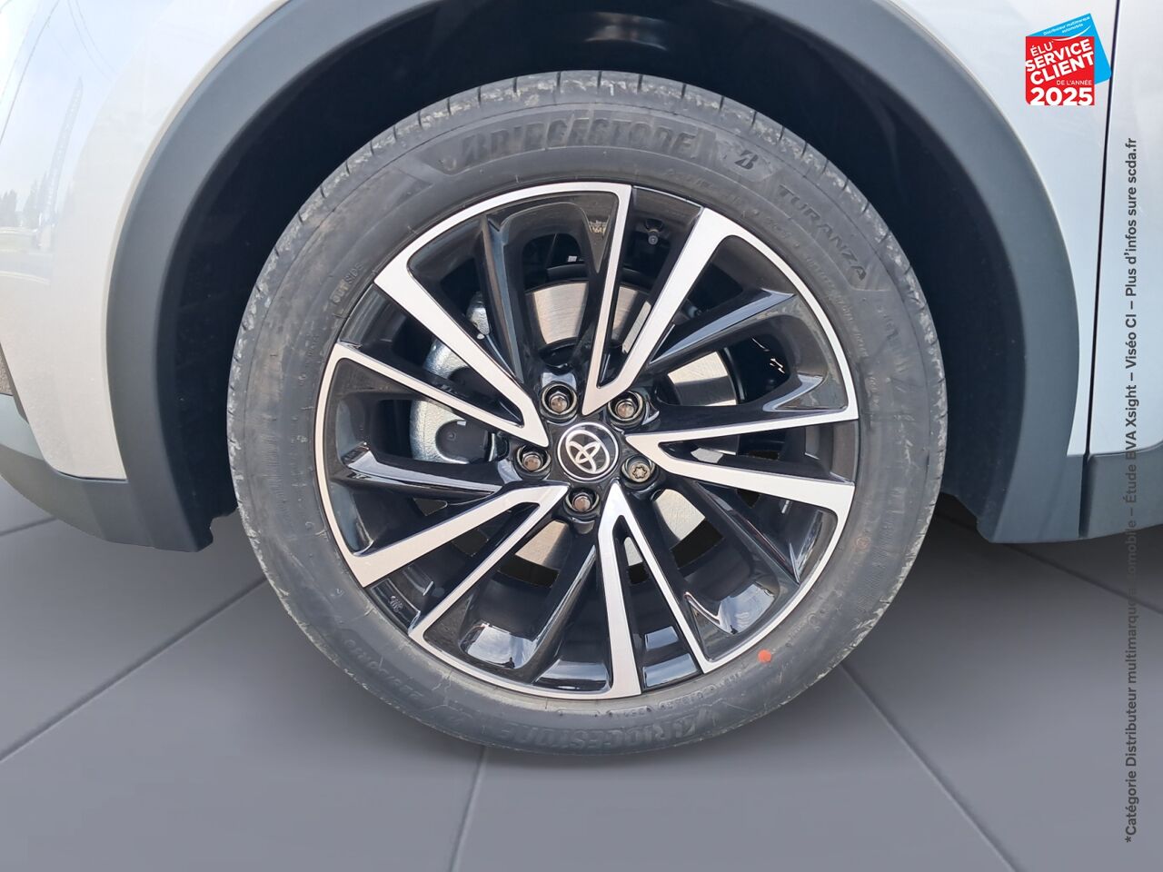 Véhicule neuf TOYOTA C-HR 2.0 HYBRIDE RECHARGEABLE 225CH COLLECTION MY25 chez Toyota Verdun