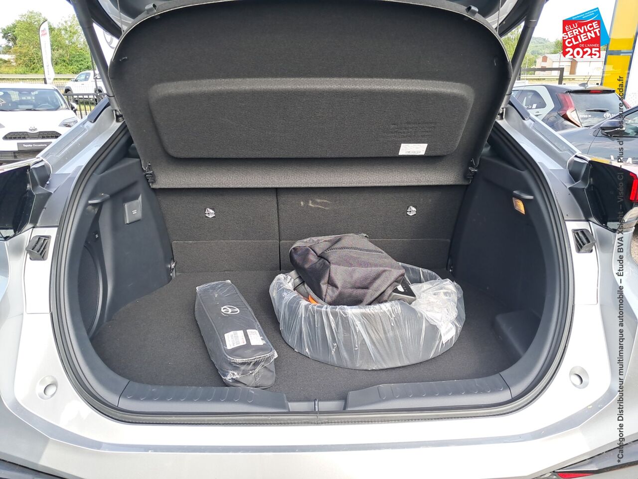 Véhicule neuf TOYOTA C-HR 2.0 HYBRIDE RECHARGEABLE 225CH COLLECTION MY25 chez Toyota Verdun