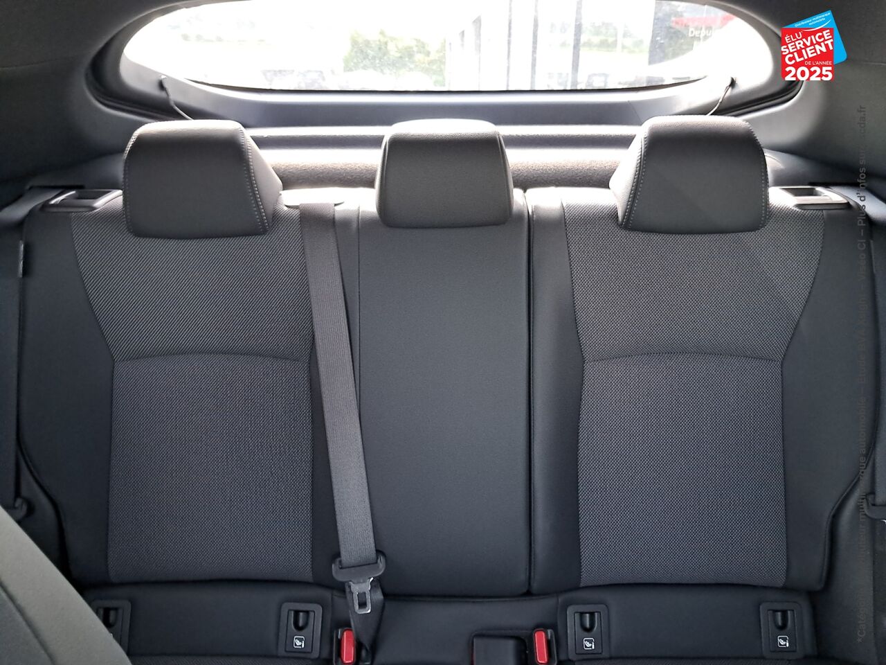 Véhicule neuf TOYOTA C-HR 2.0 HYBRIDE RECHARGEABLE 225CH COLLECTION MY25 chez Toyota Verdun
