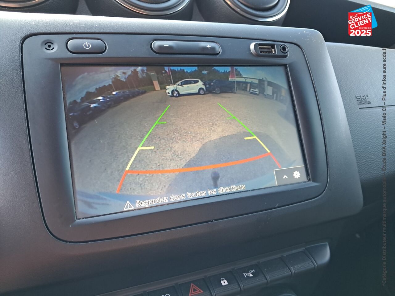 Véhicule d'occasion DACIA DUSTER 1.0 TCE 100CH PRESTIGE 4X2 - 20 CAMERA GPS chez Renault Saint-Louis