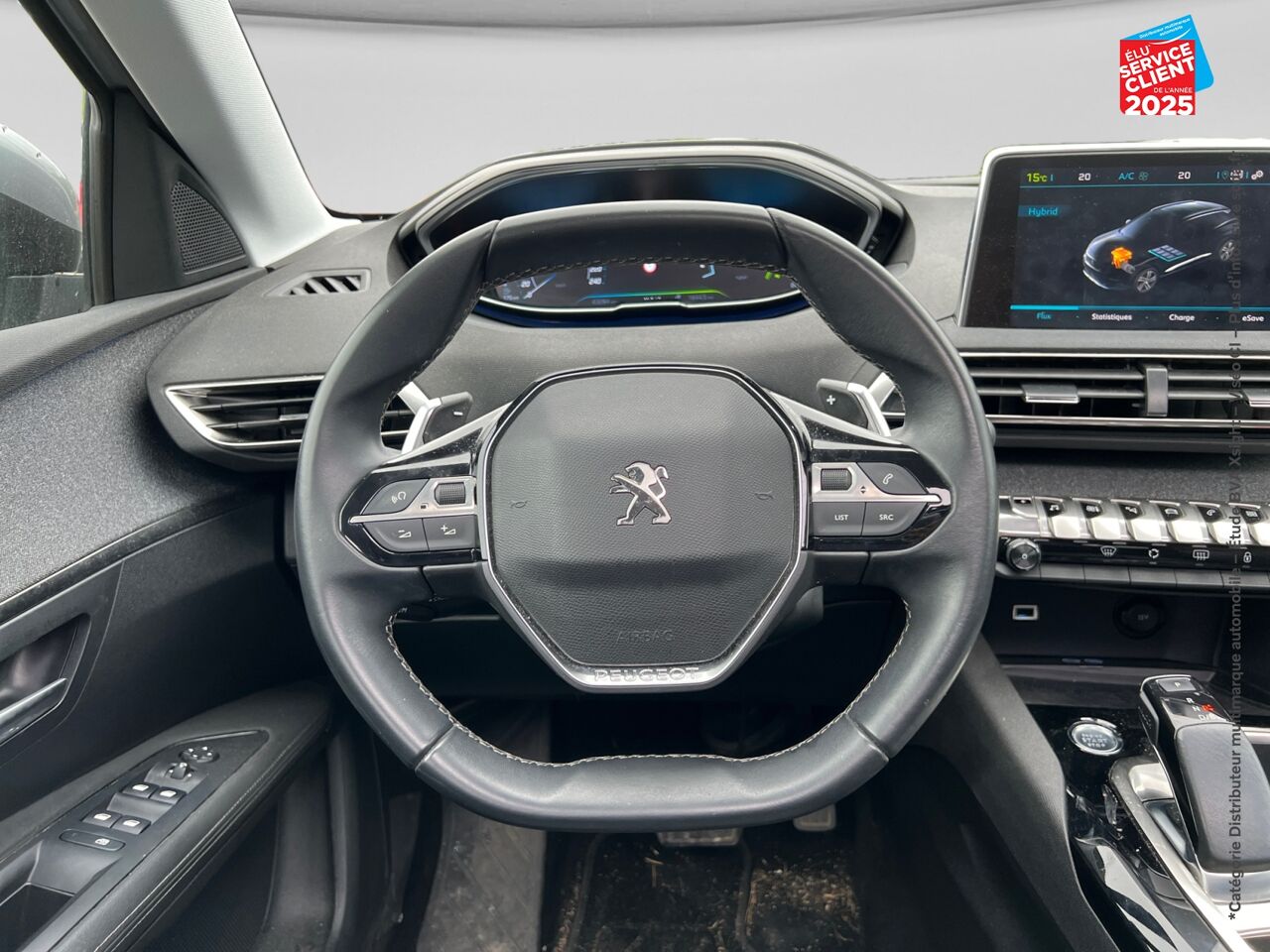 Véhicule d'occasion PEUGEOT 3008 HYBRID 225CH ALLURE BUSINESS E-EAT8 10CV chez Renault Saint-Louis