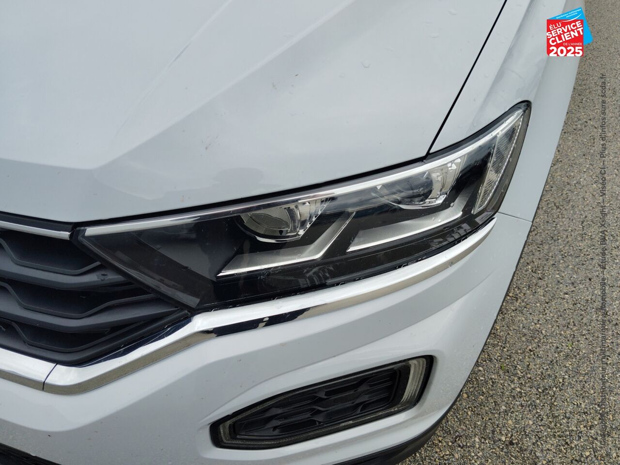 Véhicule d'occasion VOLKSWAGEN T-ROC 2.0 TSI 190CH CARAT EXCLUSIVE 4MOTION DSG7 TOUVRANT SIEGES CHAUF CAMERA chez Hyundai Mulhouse