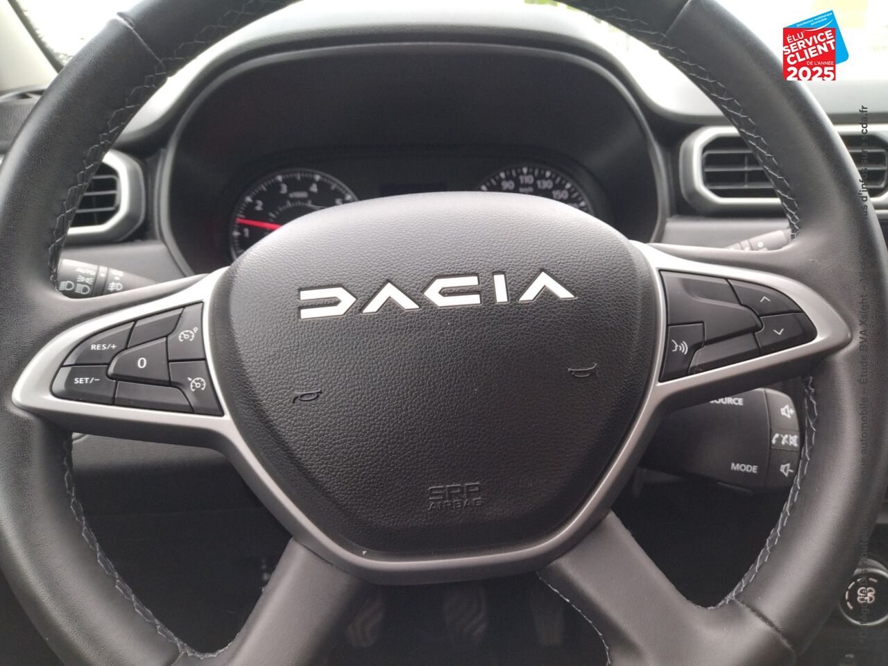 Véhicule d'occasion DACIA DUSTER 1.3 TCE 130CH FAP JOURNEY 4X2 CAMERA GPS chez Toyota Thionville