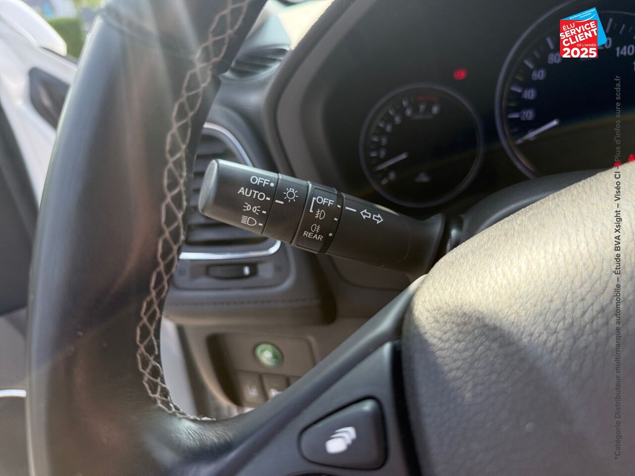 Véhicule d'occasion HONDA HR-V 1.5 I-VTEC 130CH EXCLUSIVE TOUVRANT GPS CAMERA chez Renault Colmar