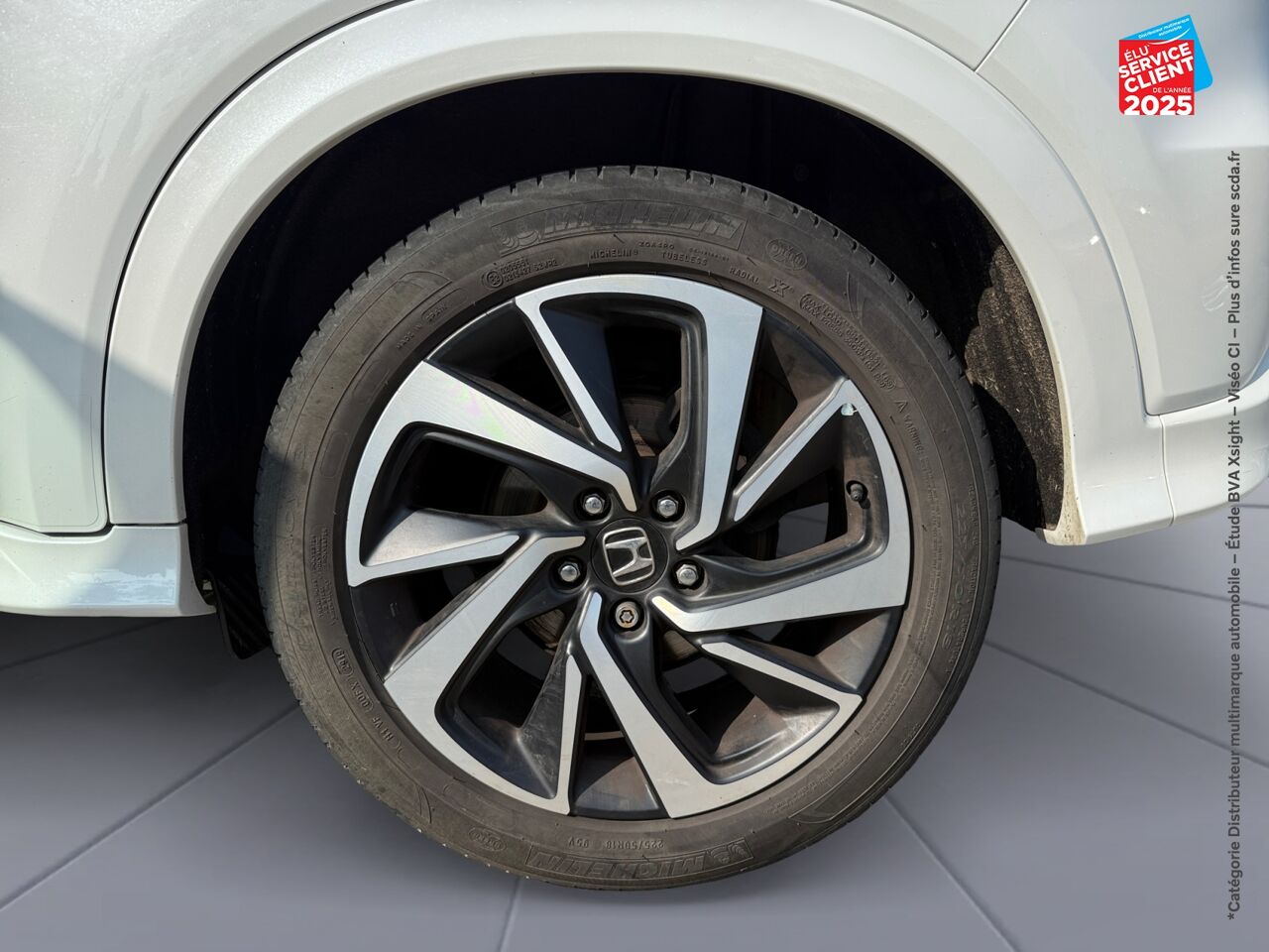 Véhicule d'occasion HONDA HR-V 1.5 I-VTEC 130CH EXCLUSIVE TOUVRANT GPS CAMERA chez Renault Colmar