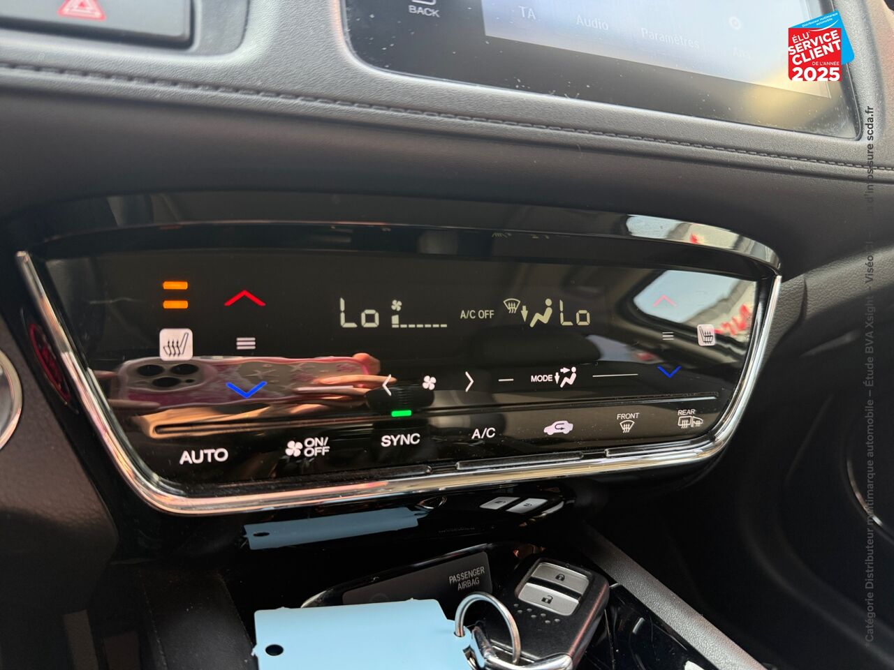 Véhicule d'occasion HONDA HR-V 1.5 I-VTEC 130CH EXCLUSIVE TOUVRANT GPS CAMERA chez Renault Colmar