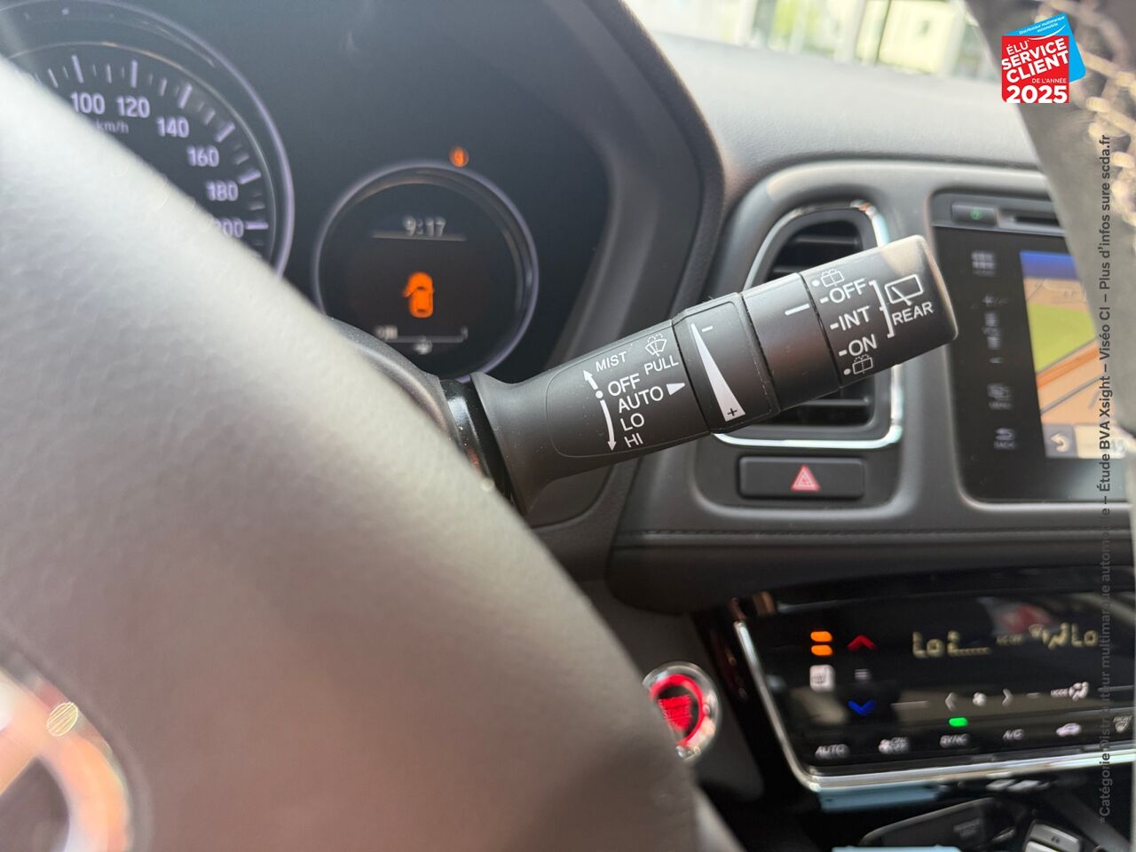 Véhicule d'occasion HONDA HR-V 1.5 I-VTEC 130CH EXCLUSIVE TOUVRANT GPS CAMERA chez Renault Colmar