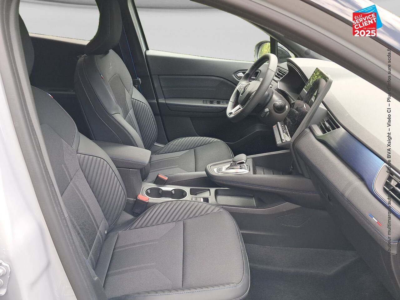 Véhicule d'occasion RENAULT CAPTUR 1.6 E-TECH FULL HYBRID 145CH ESPRIT ALPINE chez Renault Colmar