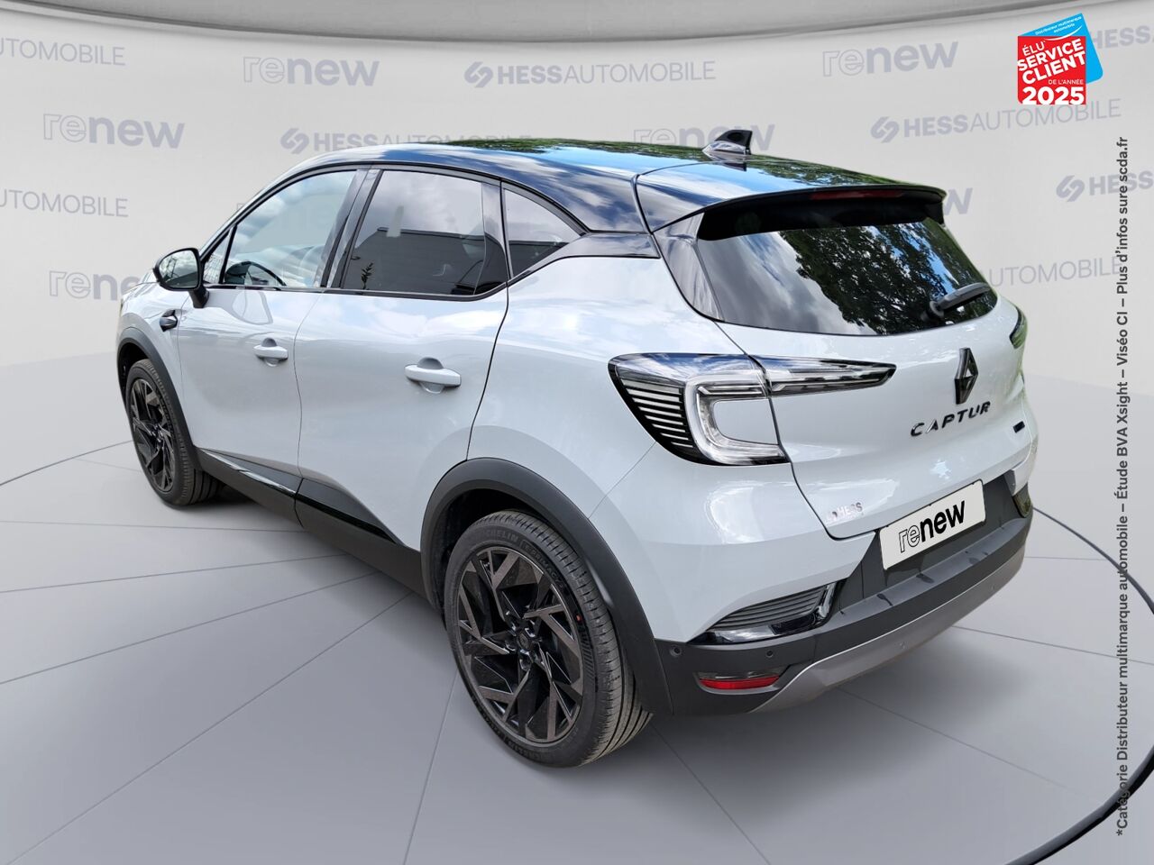Véhicule d'occasion RENAULT CAPTUR 1.6 E-TECH FULL HYBRID 145CH ESPRIT ALPINE chez Renault Colmar
