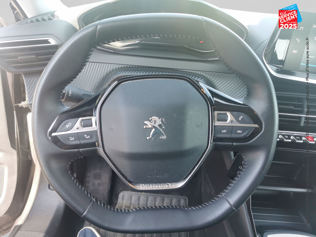chez Peugeot Reims