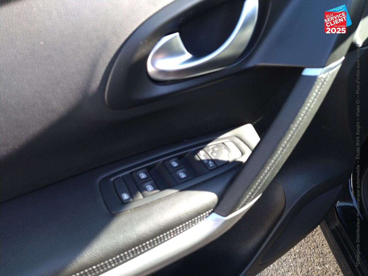 Véhicule d'occasion RENAULT KADJAR 1.3 TCE 140CH FAP INTENS - 21 chez Nissan Belfort