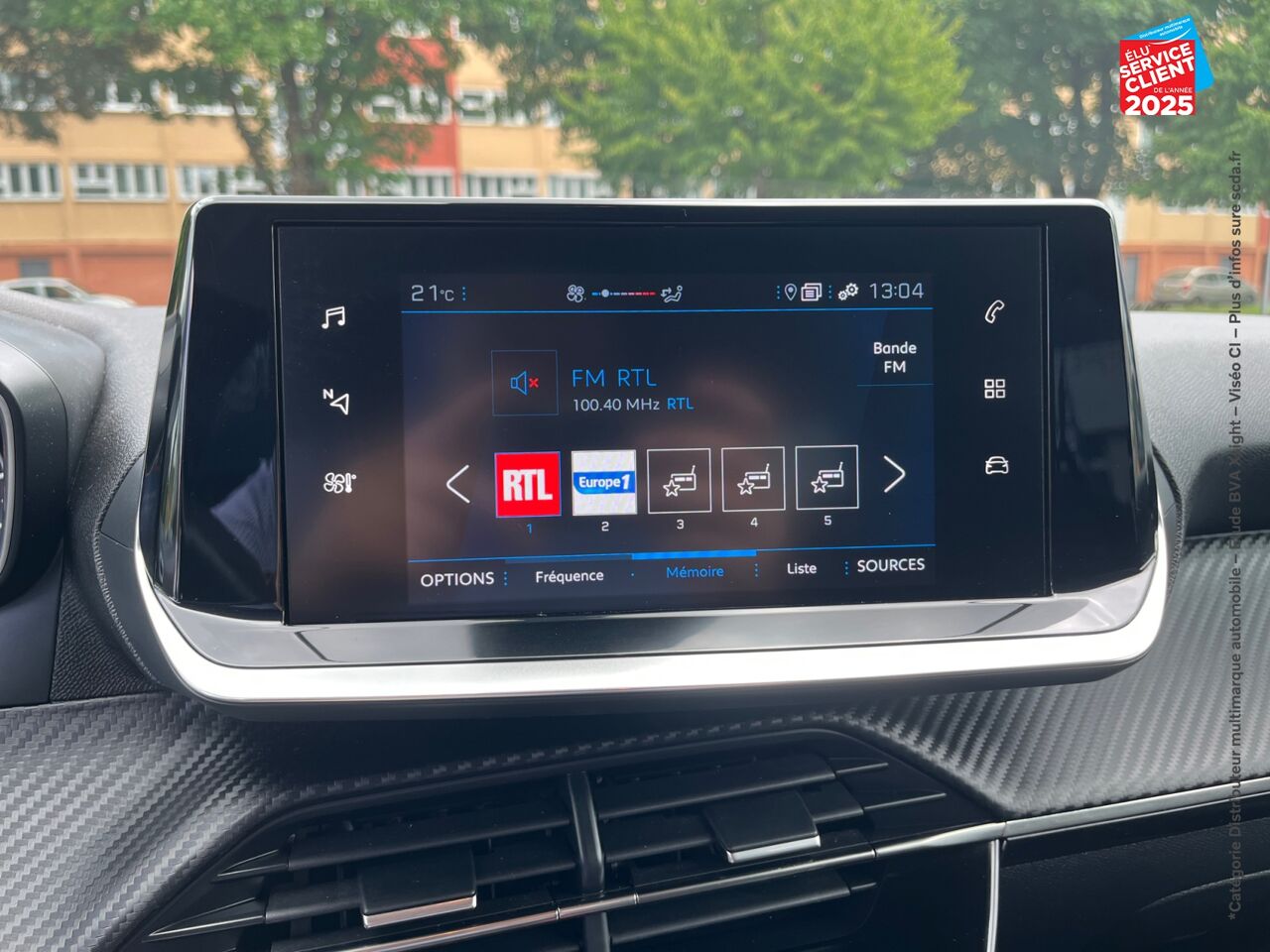 Véhicule d'occasion PEUGEOT 208 1.2 PURETECH 100CH S/S STYLE EAT8 GPS RADAR AR CARPLAY chez Toyota Sarreguemines