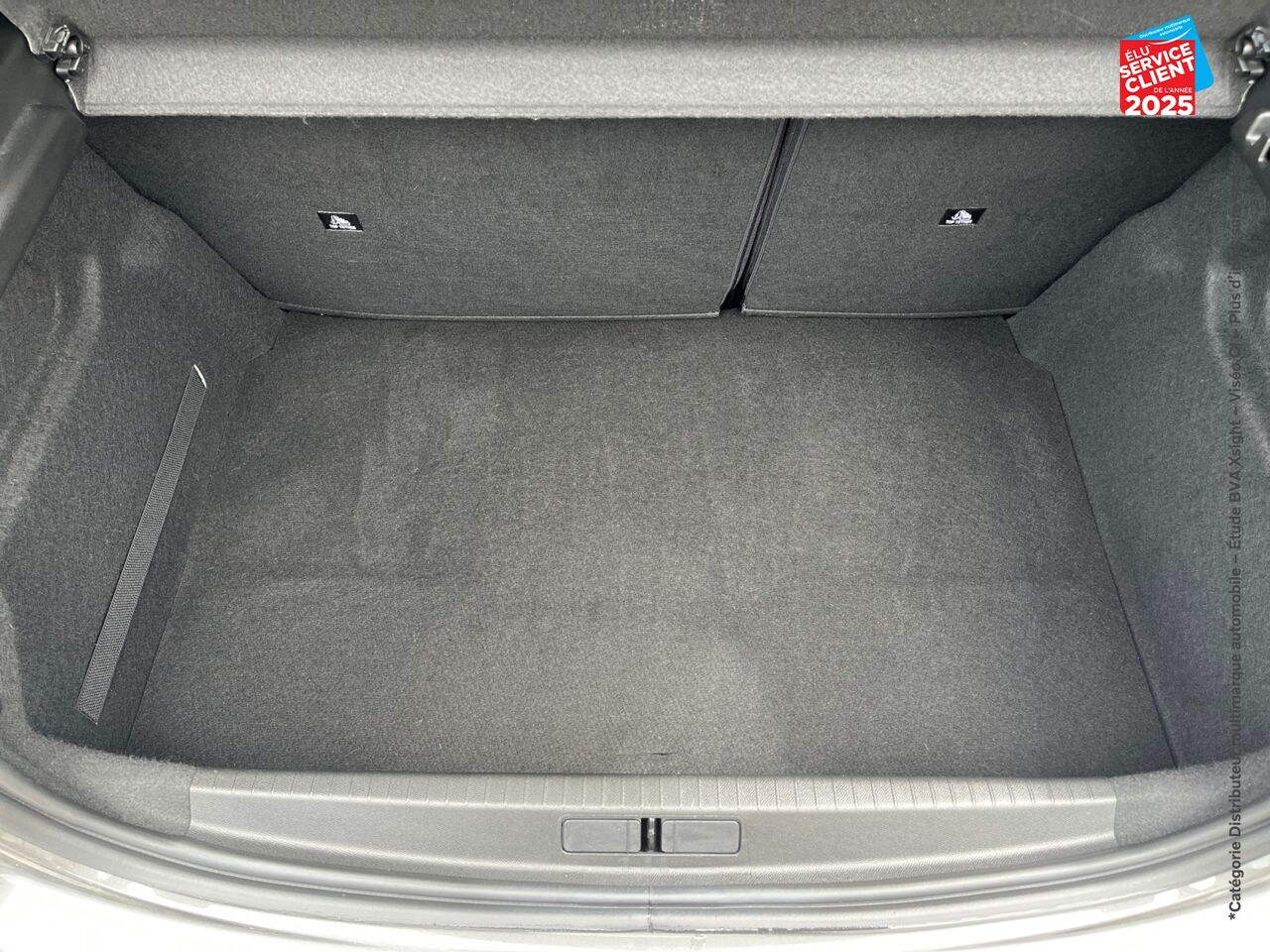 Véhicule d'occasion PEUGEOT 208 1.2 PURETECH 100CH S/S STYLE EAT8 GPS RADAR AR CARPLAY chez Toyota Sarreguemines