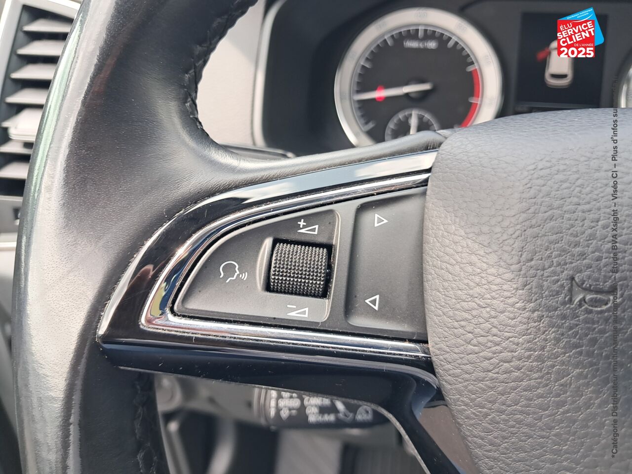 Véhicule d'occasion SKODA KAROQ 1.5 TSI ACT 150CH BUSINESS DSG chez Renault Colmar