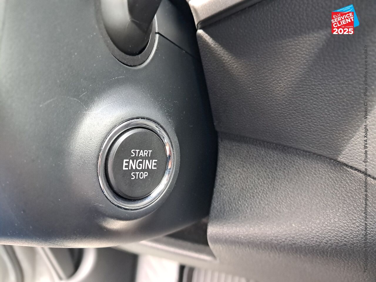 Véhicule d'occasion SKODA KAROQ 1.5 TSI ACT 150CH BUSINESS DSG chez Renault Colmar