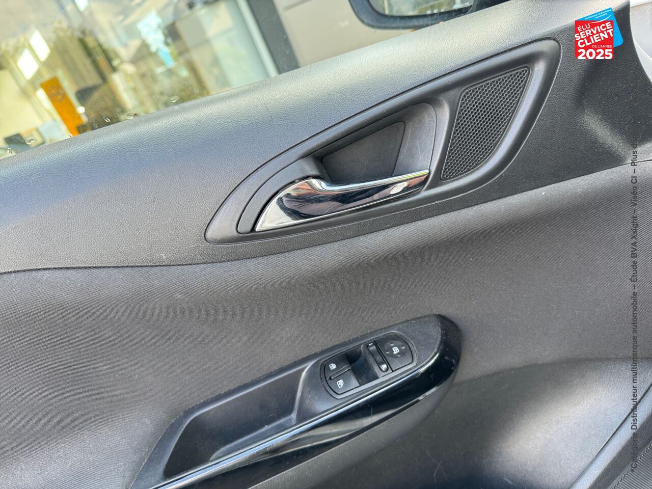 Véhicule d'occasion OPEL CORSA 1.4 90CH BLACK EDITION START/STOP 5P chez Nissan Belfort