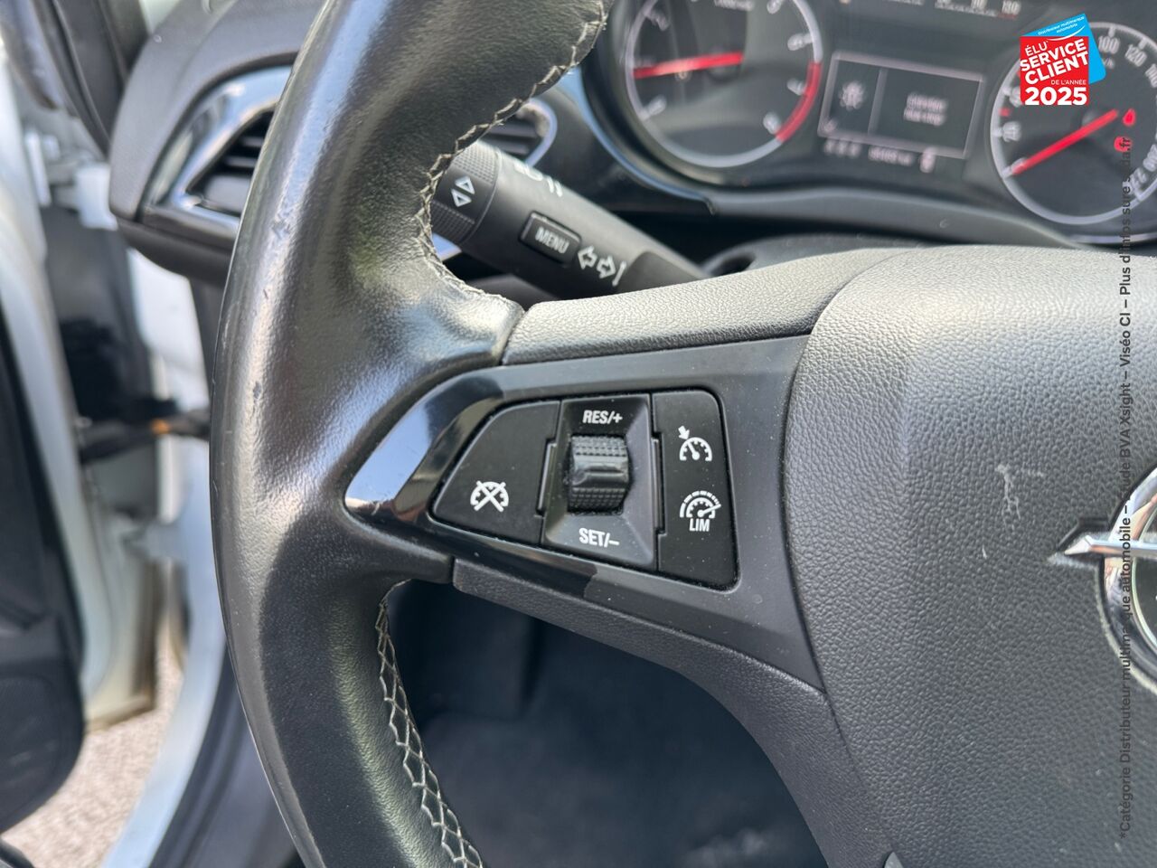 Véhicule d'occasion OPEL CORSA 1.4 90CH BLACK EDITION START/STOP 5P chez Nissan Belfort
