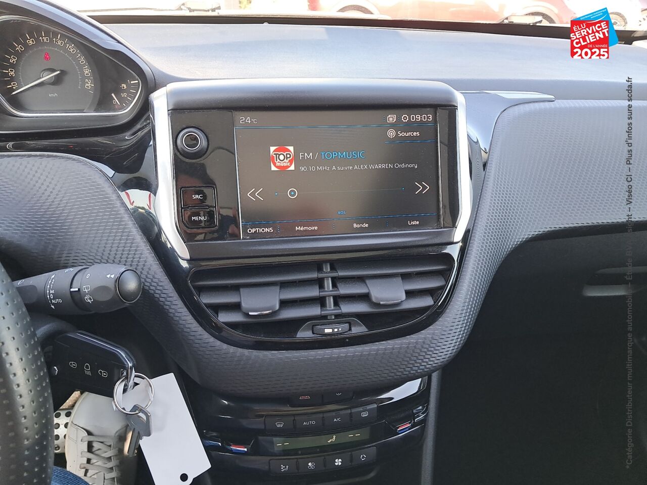 Véhicule d'occasion PEUGEOT 2008 1.2 PURETECH 110CH E6.C CROSSWAY SS EAT6 chez Opel Bar le Duc