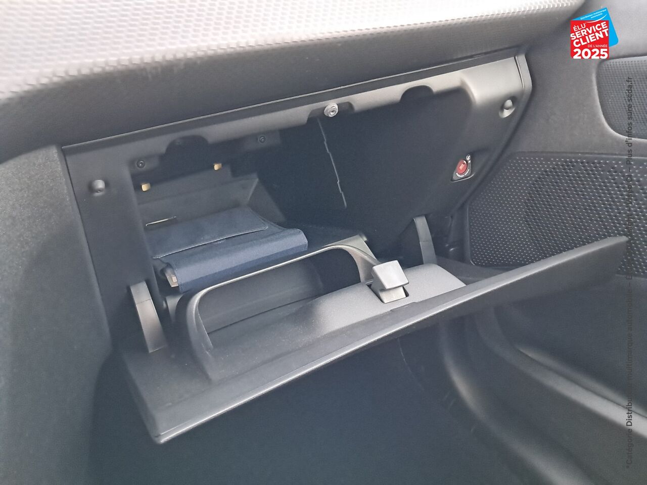 Véhicule d'occasion PEUGEOT 2008 1.2 PURETECH 110CH E6.C CROSSWAY SS EAT6 chez Opel Bar le Duc