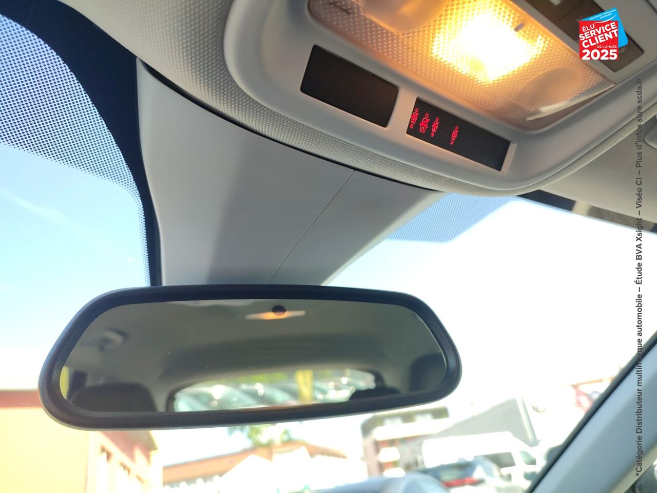 Véhicule d'occasion OPEL GRANDLAND X 1.2 TURBO 130CH DESIGN LINE GPS CAMERA chez Toyota Saint Dizier