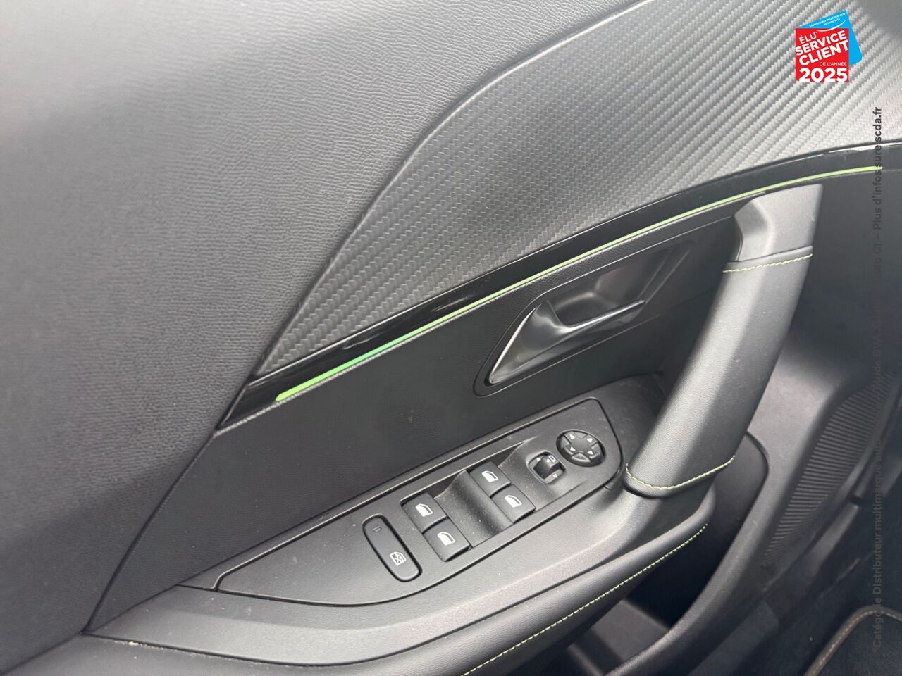 Véhicule d'occasion PEUGEOT 2008 1.2 PURETECH 130CH S/S GT EAT8 GPS CAMERA CARPLAY chez HESS Automobile