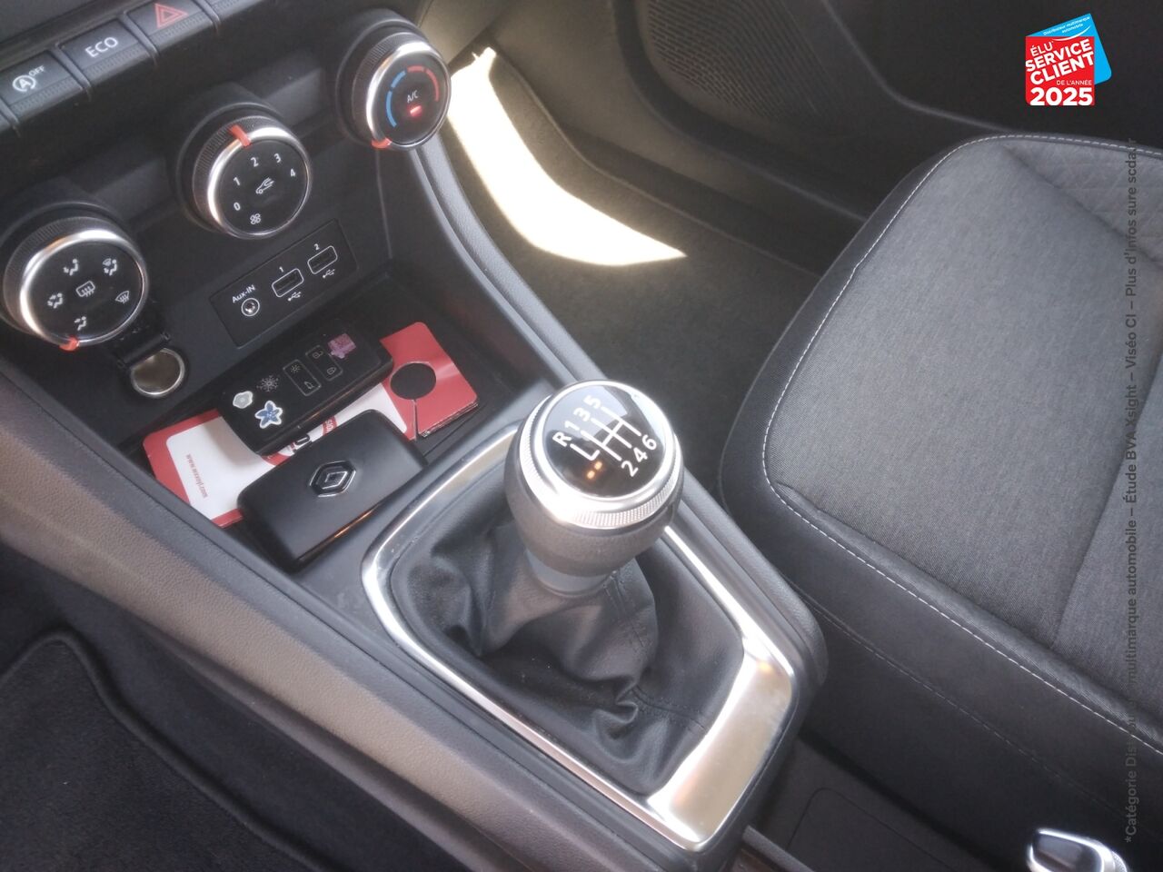 Véhicule d'occasion RENAULT CAPTUR 1.0 TCE 100CH BUSINESS GPL -21 GPS CAMERA chez Toyota Thionville