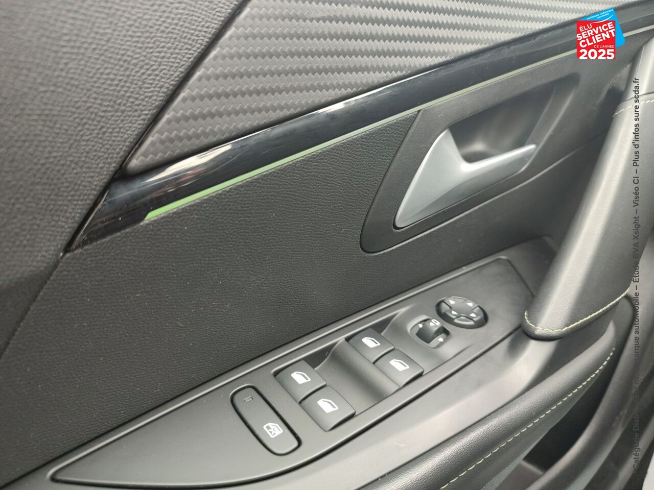 Véhicule d'occasion PEUGEOT 208 1.2 PURETECH 130CH S/S GT LINE EAT8 7CV SIEGES CHAUF/CUIR GPS CAMERA CARPLAY chez Toyota Thionville