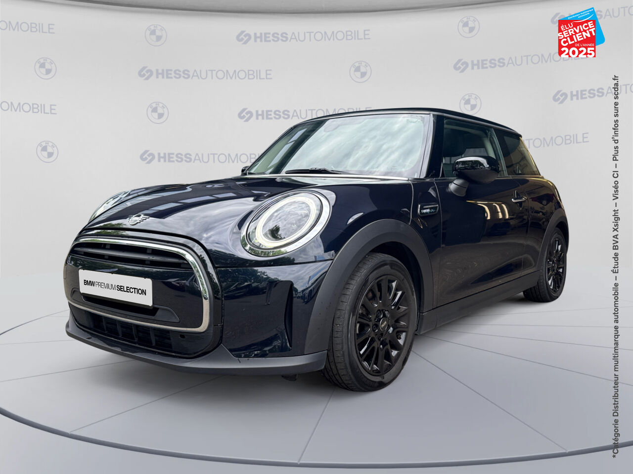 Véhicule d'occasion MINI MINI COOPER 136CH BUSINESS DESIGN chez Renault Saint-Louis