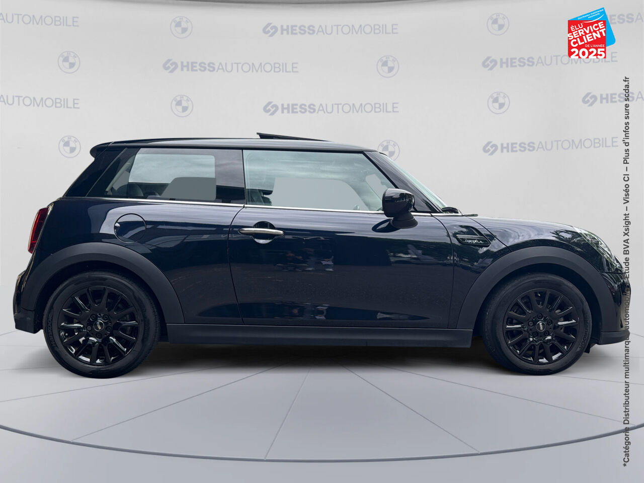 Véhicule d'occasion MINI MINI COOPER 136CH BUSINESS DESIGN chez Renault Saint-Louis
