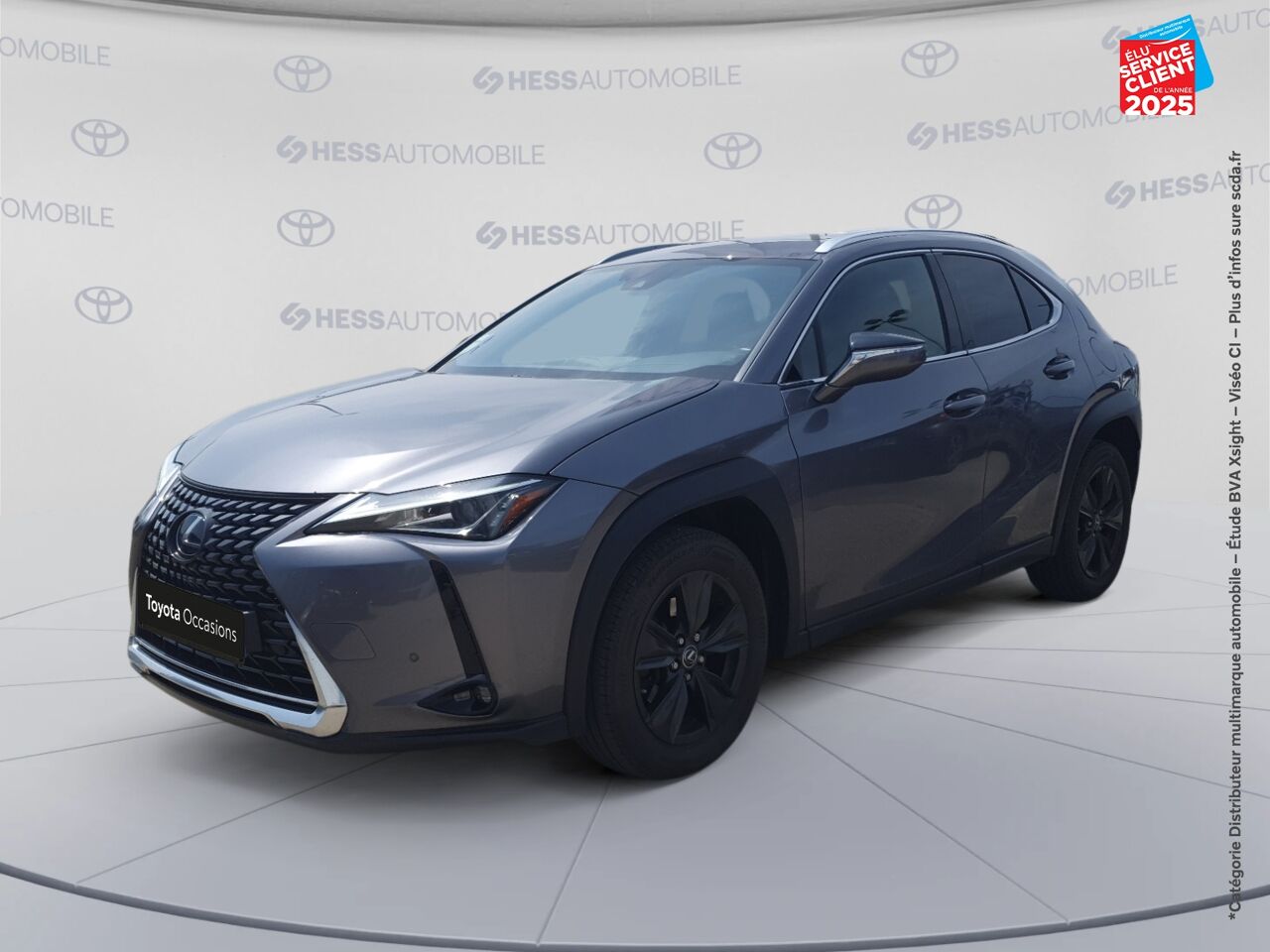 Véhicule d'occasion LEXUS UX 250H 2WD LUXE MY20 SIEGE CHAUF CAMERA GPS chez Volvo Epernay