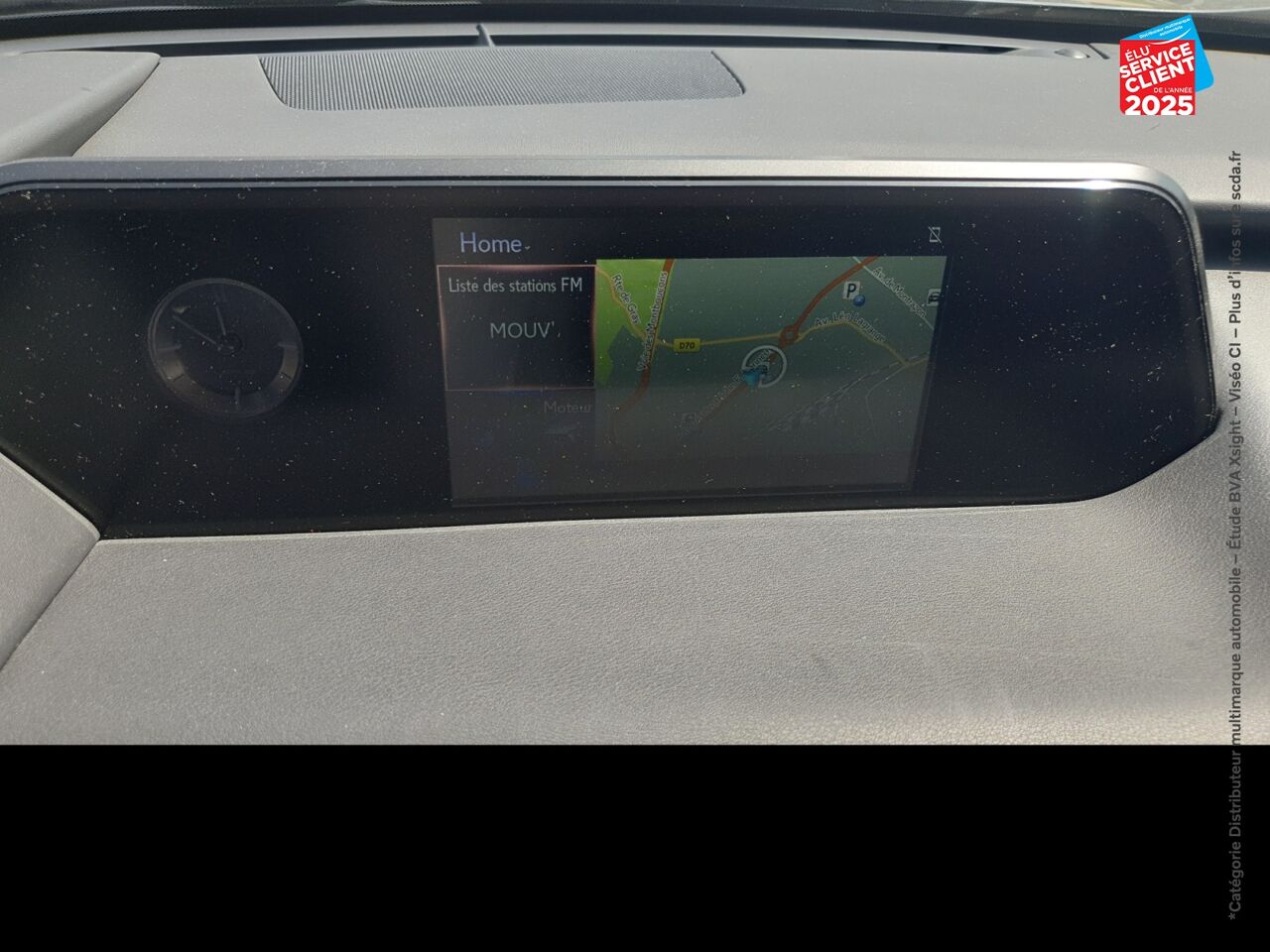 Véhicule d'occasion LEXUS UX 250H 2WD LUXE MY20 SIEGE CHAUF CAMERA GPS chez Volvo Epernay
