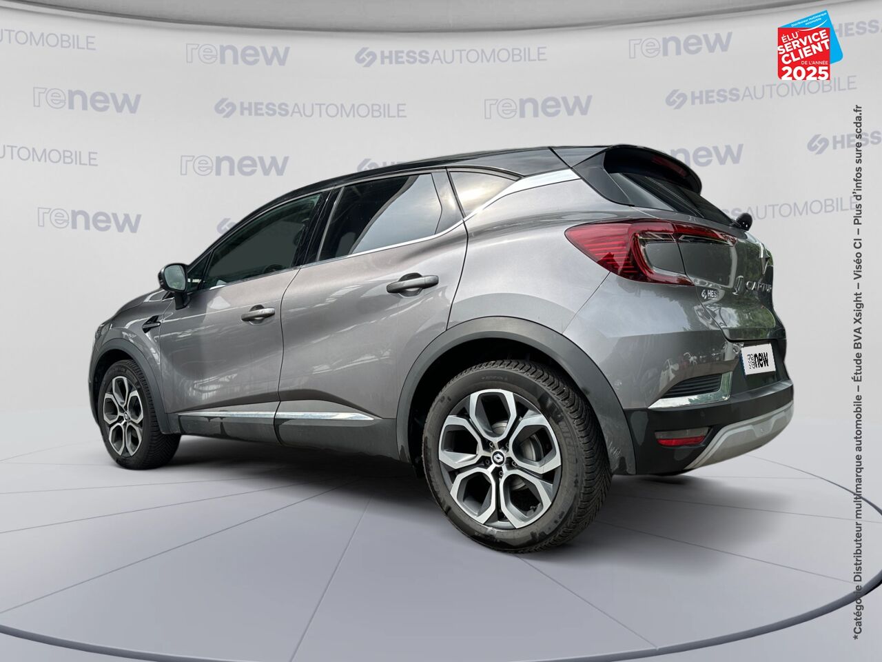 Véhicule d'occasion RENAULT CAPTUR 1.3 TCE MILD HYBRID 160CH TECHNO EDC CAMERA chez Opel Verdun