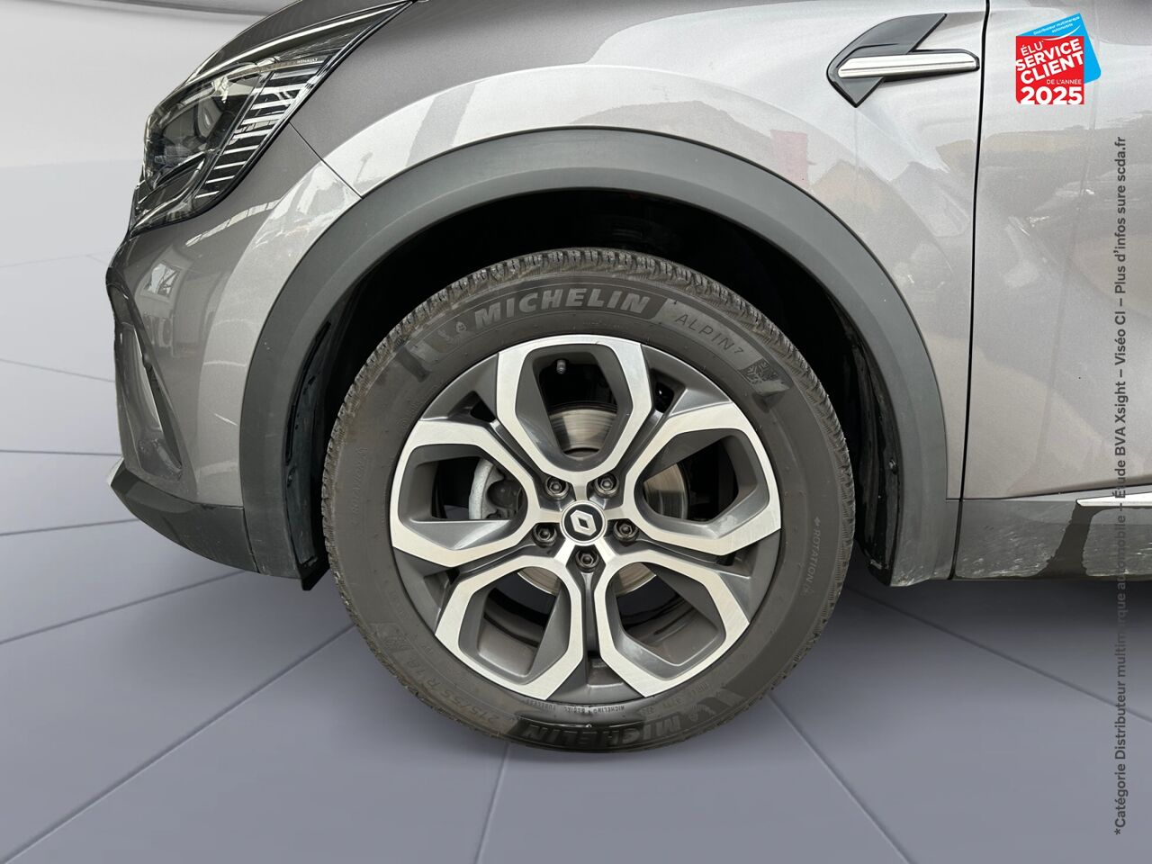 Véhicule d'occasion RENAULT CAPTUR 1.3 TCE MILD HYBRID 160CH TECHNO EDC CAMERA chez Opel Verdun