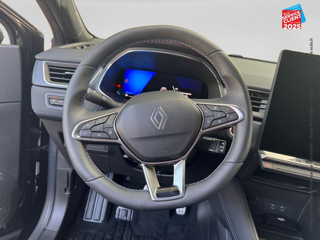 Véhicule d'occasion RENAULT SYMBIOZ 1.6 E-TECH FULL HYBRID 145CH ESPRIT ALPINE chez Toyota Sarreguemines
