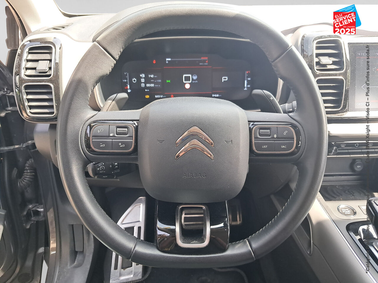 Véhicule d'occasion CITROEN C5 AIRCROSS PURETECH 180CH S/S SHINE EAT8 E6.D-TEMP SIEGE CHAUF CAMERA GPS chez Renault Saint-Louis