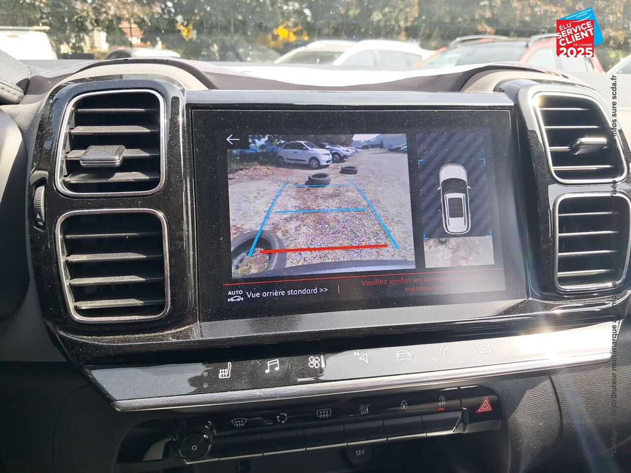 Véhicule d'occasion CITROEN C5 AIRCROSS PURETECH 180CH S/S SHINE EAT8 E6.D-TEMP SIEGE CHAUF CAMERA GPS chez Renault Saint-Louis