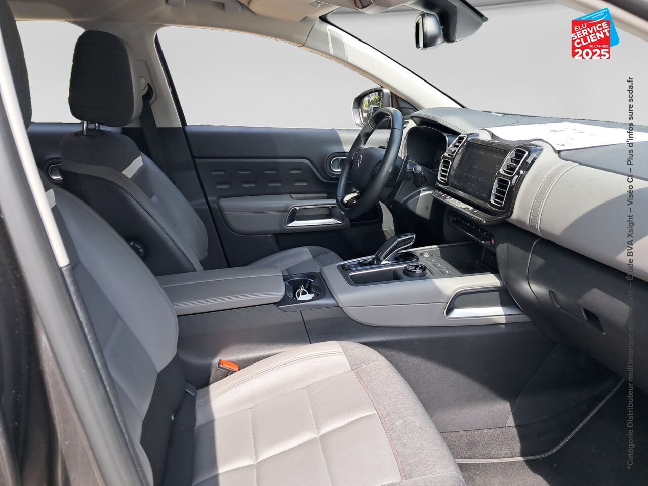 Véhicule d'occasion CITROEN C5 AIRCROSS PURETECH 180CH S/S SHINE EAT8 E6.D-TEMP SIEGE CHAUF CAMERA GPS chez Renault Saint-Louis