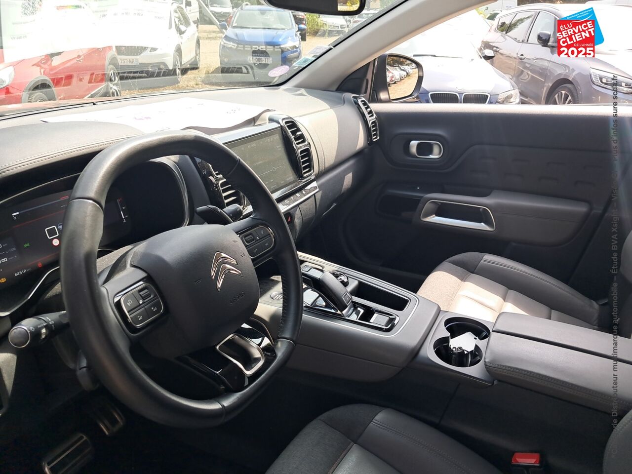 Véhicule d'occasion CITROEN C5 AIRCROSS PURETECH 180CH S/S SHINE EAT8 E6.D-TEMP SIEGE CHAUF CAMERA GPS chez Renault Saint-Louis