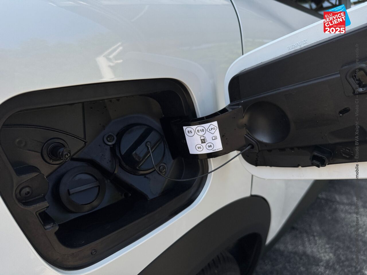 Véhicule d'occasion RENAULT CAPTUR 1.0 ECO-G 100CH EVOLUTION CAMERA chez Toyota Thionville