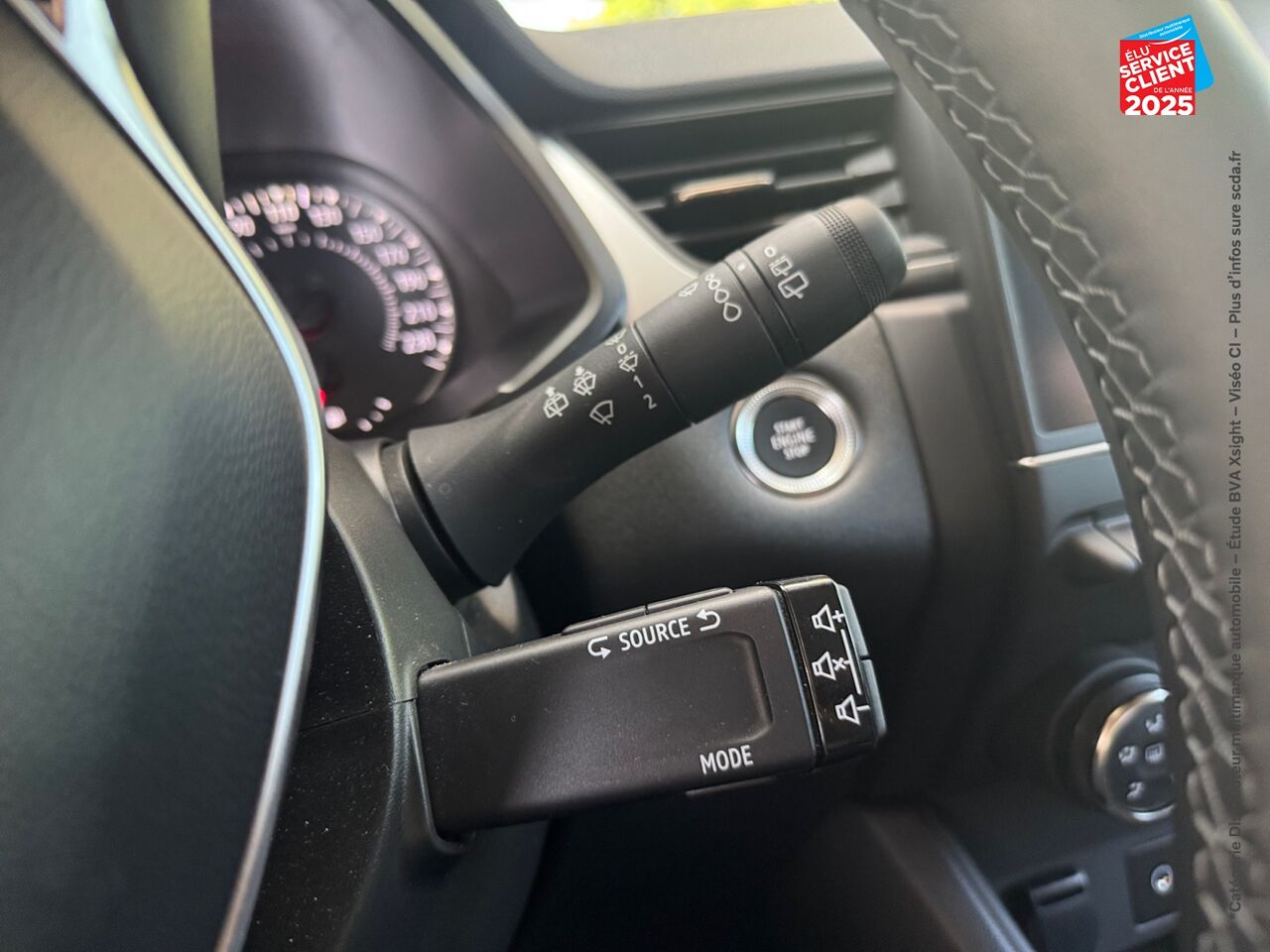 Véhicule d'occasion RENAULT CAPTUR 1.0 ECO-G 100CH EVOLUTION CAMERA chez Toyota Thionville