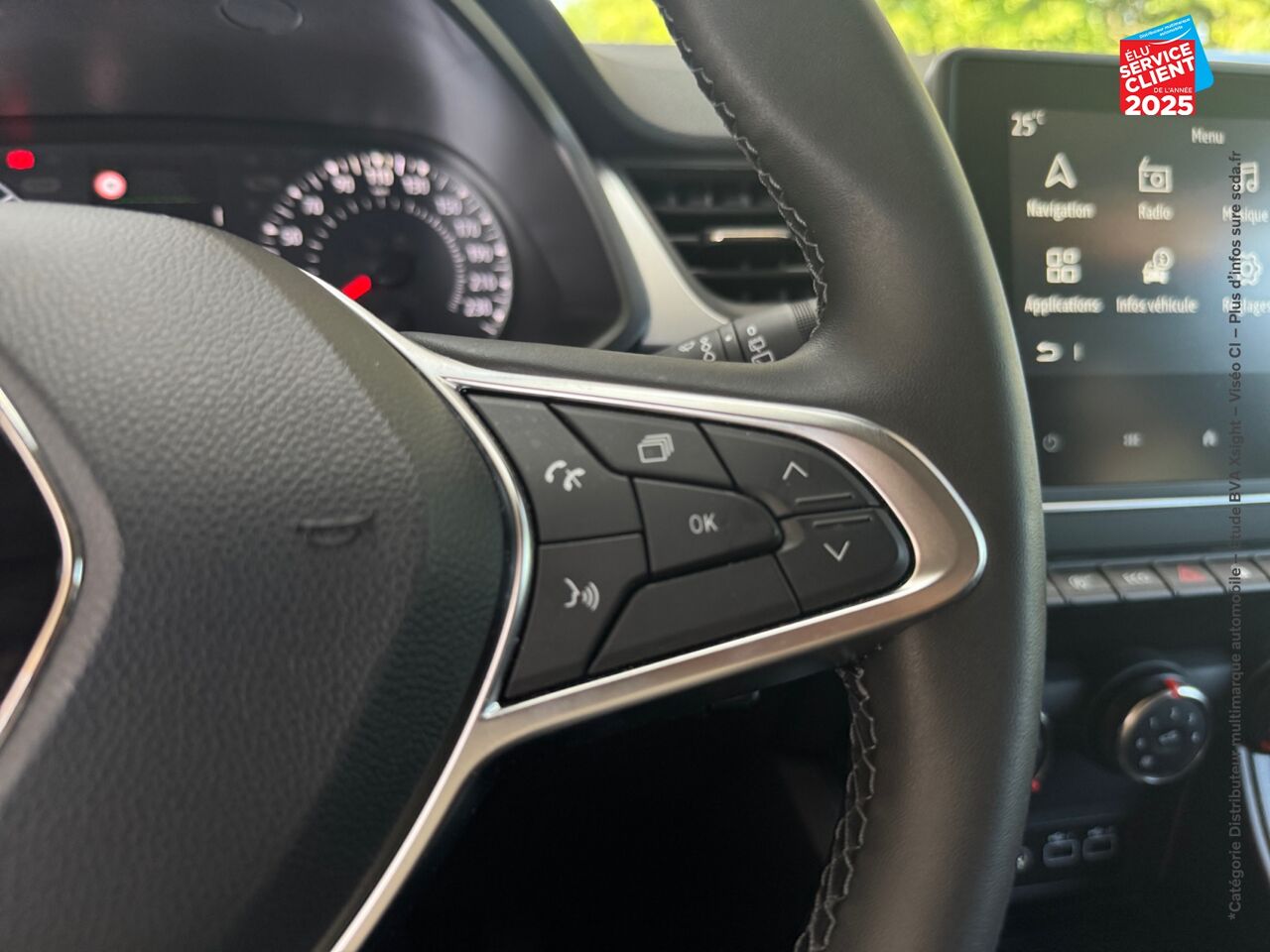 Véhicule d'occasion RENAULT CAPTUR 1.0 ECO-G 100CH EVOLUTION CAMERA chez Toyota Thionville
