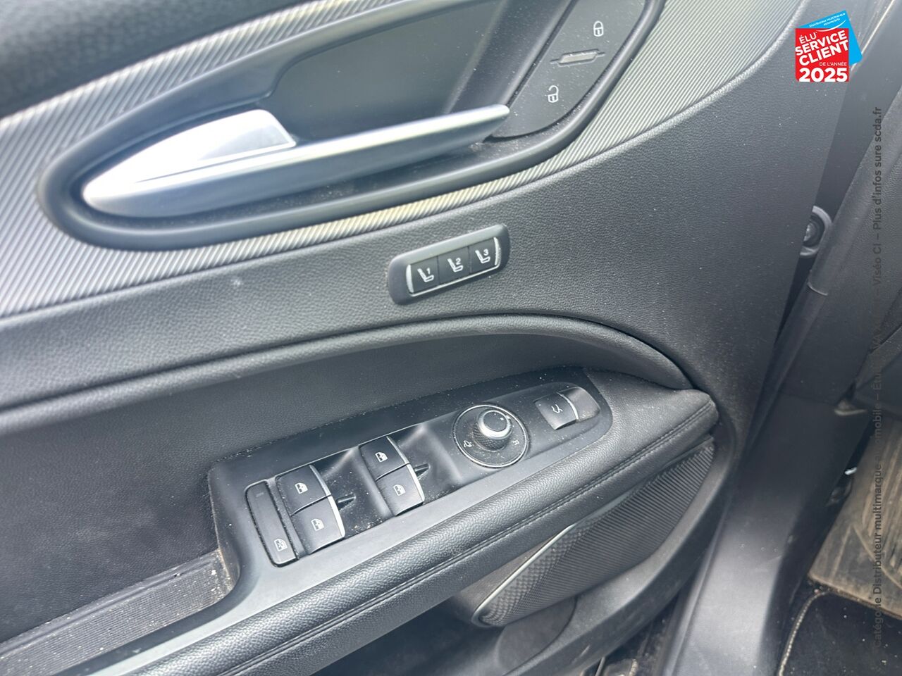 Véhicule d'occasion ALFA ROMEO STELVIO 2.2 DIESEL 210CH VELOCE Q4 AT8 SIEGE CUIR CHAUF VOLANT CHAUF GPS chez Renault Colmar